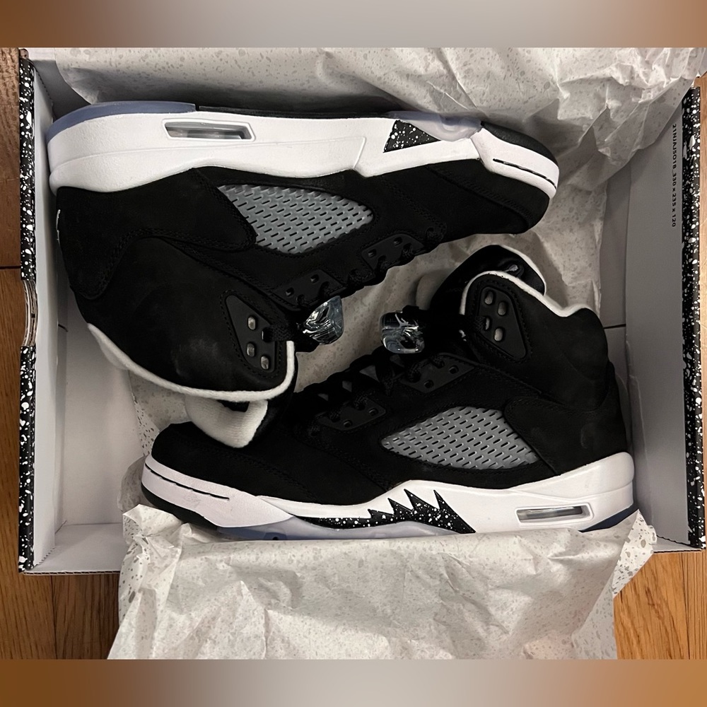 Jordan 5 Retro Oreo Moonlight 2001